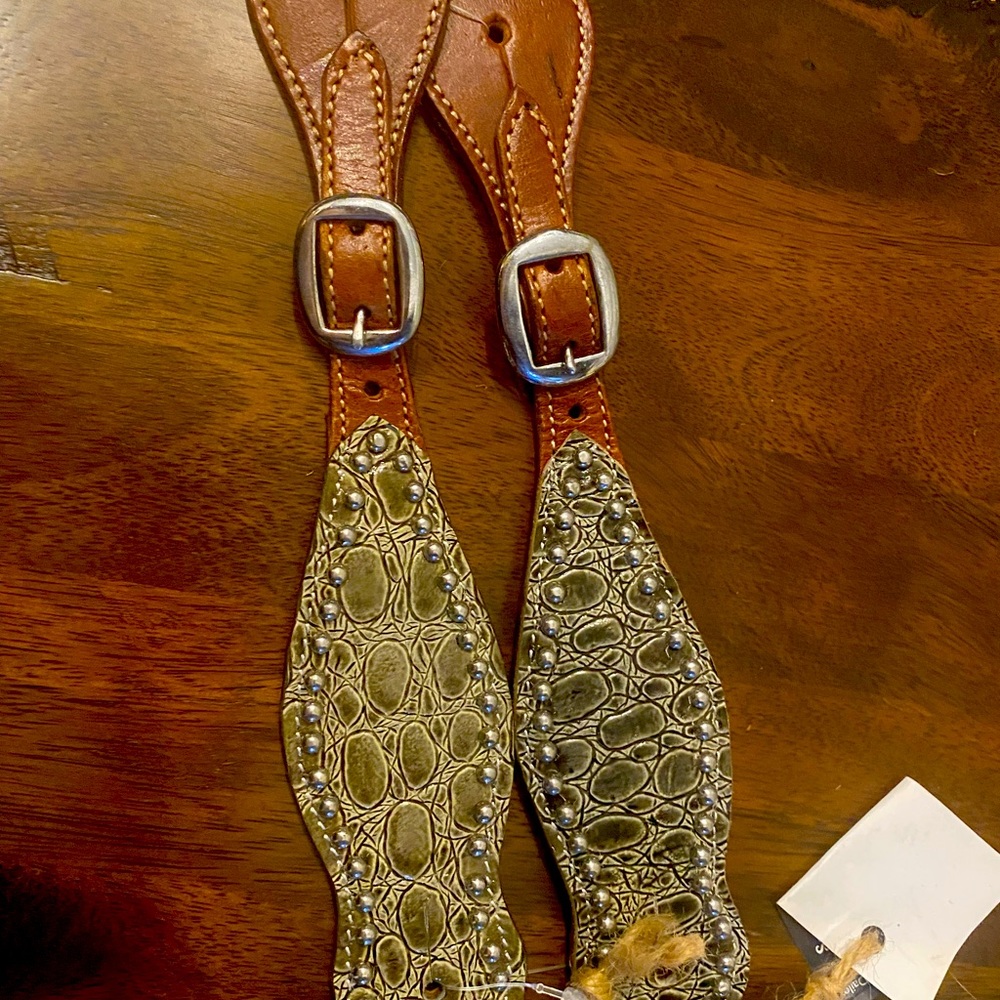 Women’s spur strap (new)